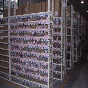 China Peterack Industrial Multi-Tiers Shelving Galvanized Boltless Steel Racking System wholesale