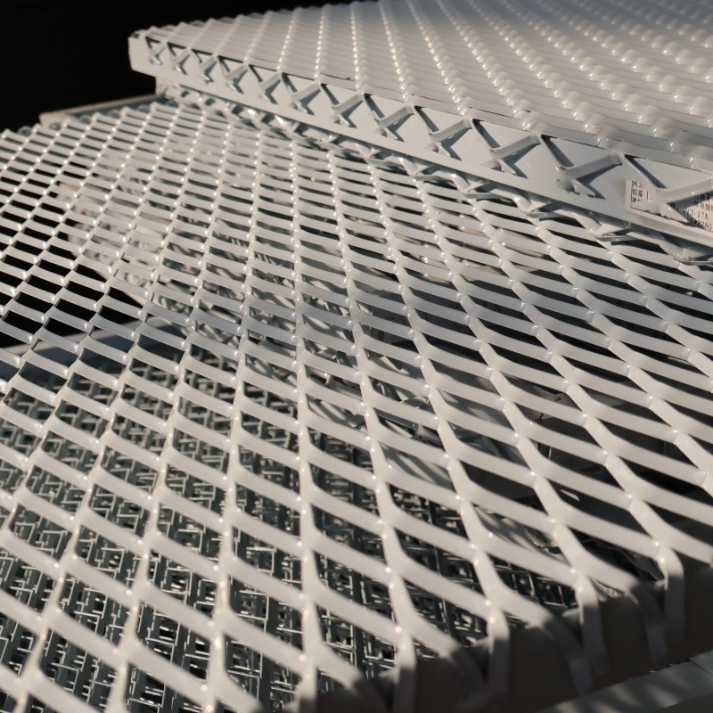Facade Cladding PVDF Expanded Aluminum Mesh For Curtain Wall