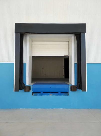 Quality Mechanical Loading Dock Shelter PVC Canvas folded Dock Door Shelters for sale