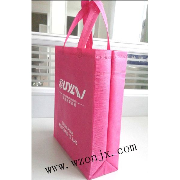 Low Power Consumption Non Woven Bag Making Machine 75pcs / Min