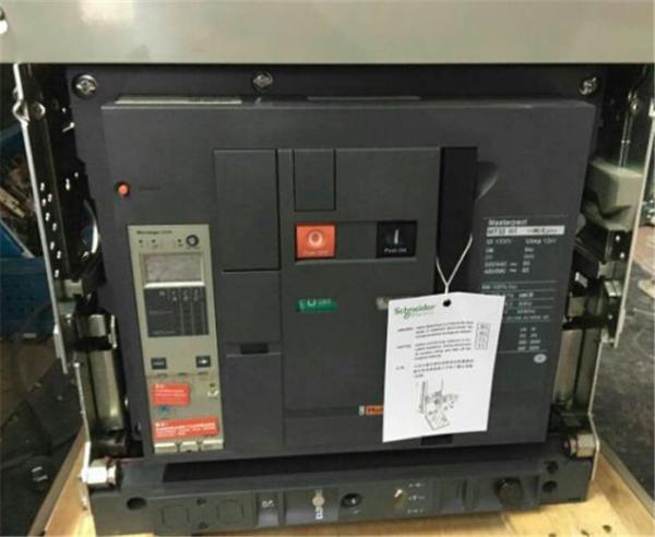 Quality NT MT Schneider Electric Molded Case Breakers / 1600A ACB Air Circuit Breakers for sale