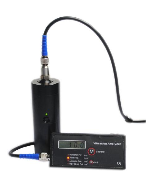 Accurate Portable Vibration Analyzer Vibration Tester Frequency 159.2Hz