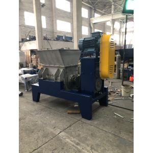 China Single Screw Bone Crushing Machine With 42CrMo Blade wholesale