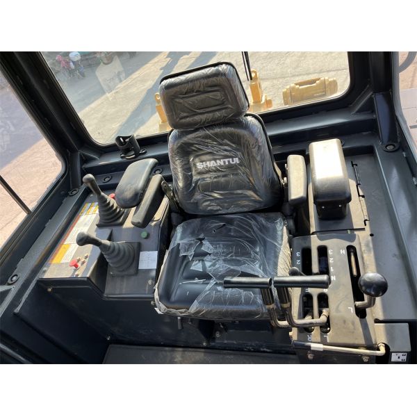 High Performance Used Shantui SD22 Bulldozer With 175 KW Engine Power