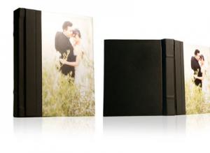 China Classic Waterproof 10x14 Leather Photo Albums For Graduation / Birthday wholesale