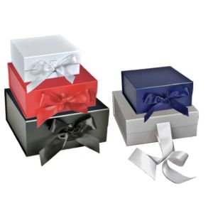 China Ribbon Tie Magnetic Gift Boxes Matte Chocolate Box Packaging on sale