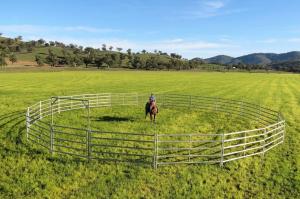 China 18M . Portable Horse Stall Panels AND YARD ACCESSORIES -Cattle Yard Victoria wholesale