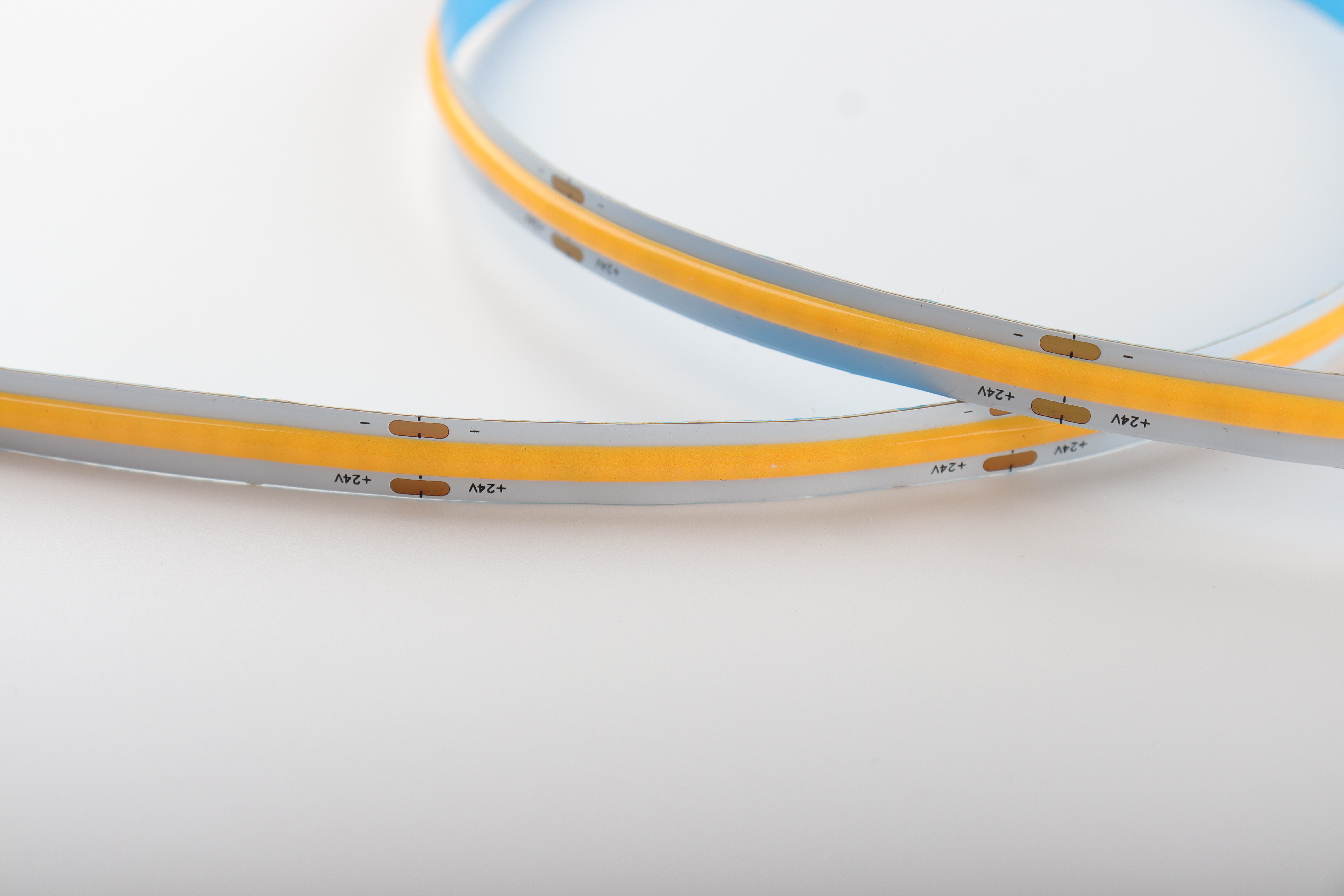A2910 Flexible Strip Light, Back Adhesive 3M for Surface Mounting, COB LED Chip
