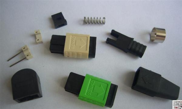 Quality High Reliability Multimode MPO Optical Fiber Cable Connector For Optical Test Equipment for sale