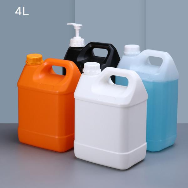 Quality 4L Square Plastic Jerry Can With Screw Lid Resistant To Harsh Conditions for sale
