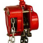 Braking System The double pawls braking system ensures secure load control and