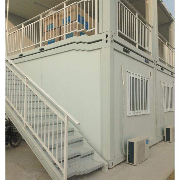 Living Modular House Building