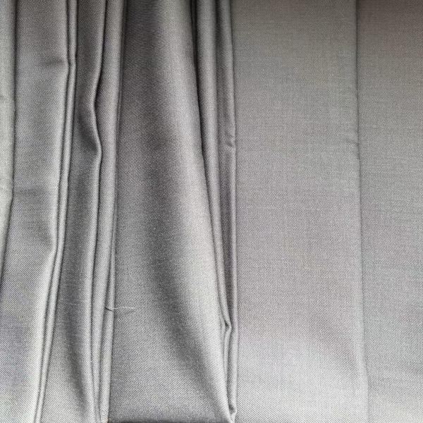 Manufaction 100%Wool Woven 350GSM Fabric for Suit