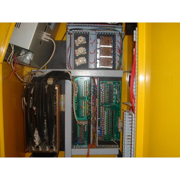 1 Ejector Hydraulic BMC Injection Molding Machine Vertical JTT-550 For Precise Production