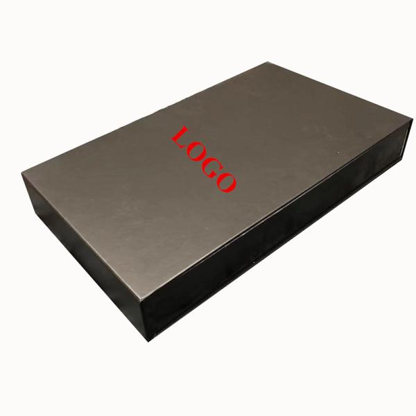 Stylish Cardboard Magnetic Packaging Box Customized For Badminton Racket