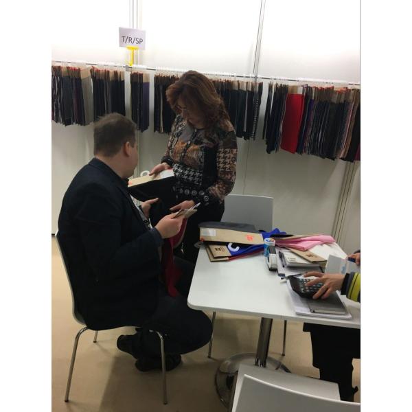 Manufaction 100%Wool Woven 350GSM Fabric for Suit