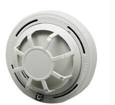 Heat detectors powered battery in 9VDC with flash alarm indicator for smoke detector