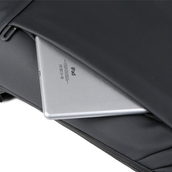 ready goods black waterproof material laptop backpack EVA padded back