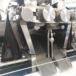 China Automatic Paintball Encapsulation Machine Precise Control System 8000 - 32000 / H wholesale