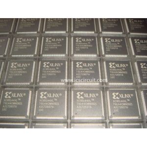 RAM Circuit Programmable FPGA Chip Integrated XCSO5XL-4VQG100C
