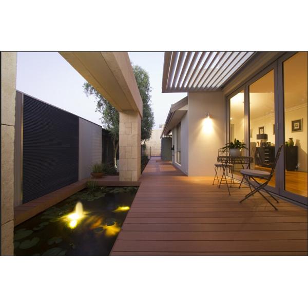 Traditional WPC Hollow Decking Mildew Proof Plastic Composite Deck Boards SGS