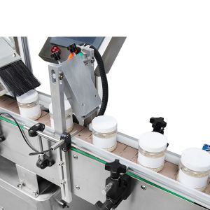China Full - Automatic Oval Bottle Labelling Machine Precise Localization Long Life wholesale