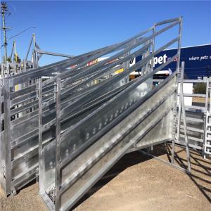 China Galvanized  Adjustable Loading Ramp Galvanised Steel Material For Livestock on sale