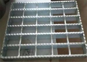 China 30x5 Steel Bar Grating Hot Dipped Galvanized Serrated Steel Grating wholesale