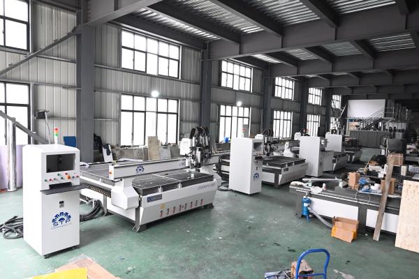 Multifunctional DSP Controller Sign Making ATC CNC Router Oscillating Knife With