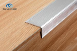 China Anti-Slip 6063 Aluminum Angle Profiles for home decoration wholesale