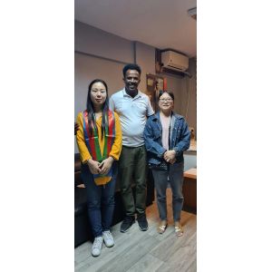 Compact and Powerful Motorola DMR Radio with 1/4/5W Output Power in English