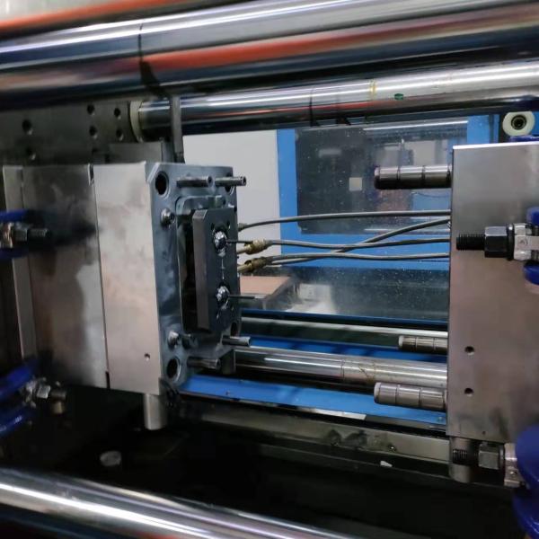 Moldmaker OEM Multi Color Plastic Injection Tooling With Cold Runner