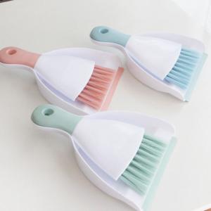 China Childrens Plastic Mini Brush And Dustpan Set For Floor Sofa Desk Keyboard And Car on sale