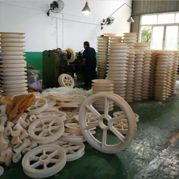 Durable MC Nylon Sheaves Pulleys / Plastic Pulley Sheaves Customized Size