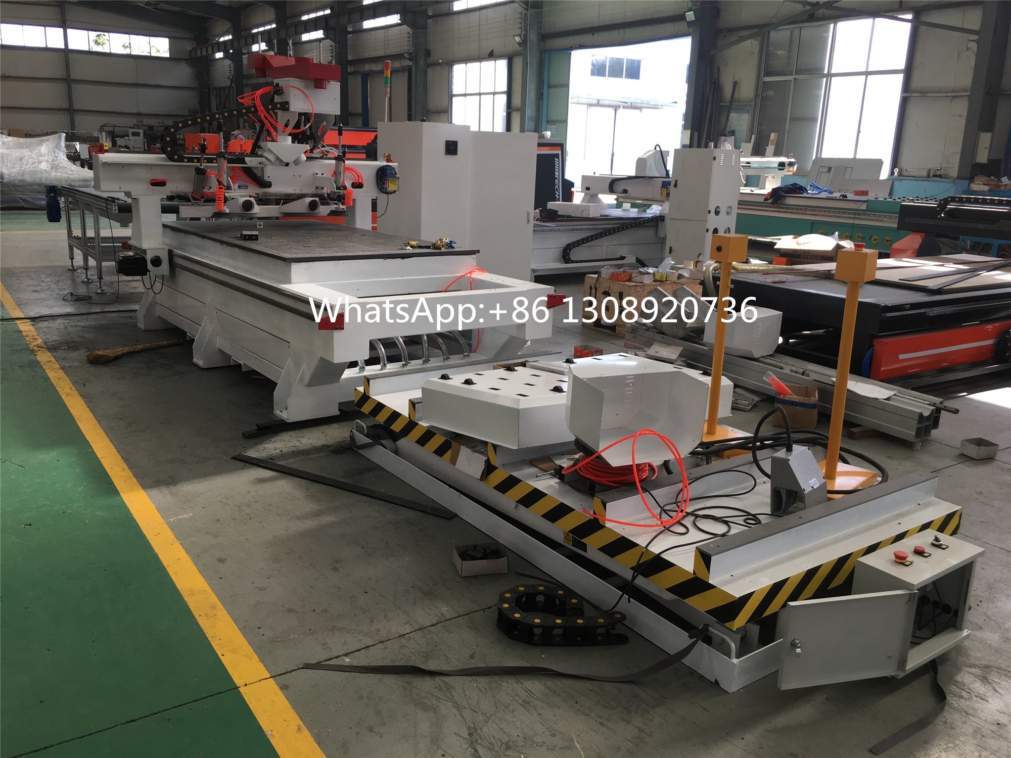 woodworking equipment auto load and unload wood processing machine