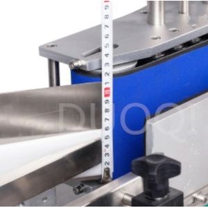 Multipurpose Automatic Round Bottle Labeling Machine For Chemical Industry