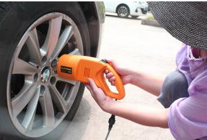 China portable  12V electric impact wrench and wheel spanner for loosen tyre screw on sale