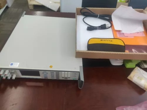 Fluke 8508a Reference Multimeter 77 ΜV/V AC Voltage Relative Accuracy For Accurate Industrial Measurement