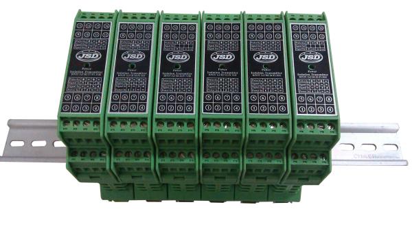 4-20mA signal isolation transmitter(1-input-3-output)