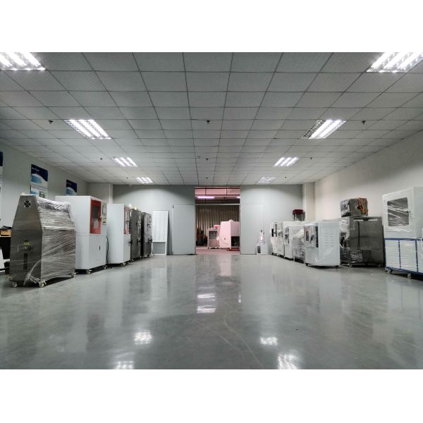 ASTM E162 Radiant Panel Testing Machine For Flexible Cellular 305mm × 457mm