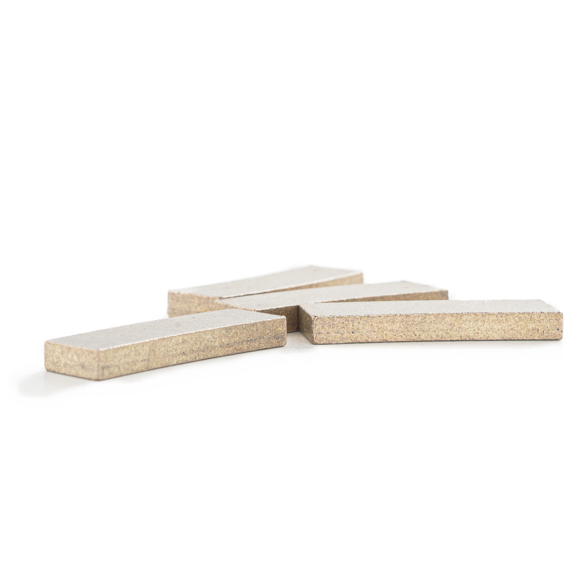 Wet Cutting Diamond and Metal Powder Segments for High Lifespan Edge Tile