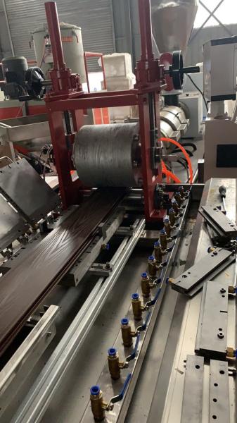Quality Full Automatic WPC Profile Extrusion Line With High Impact Strength for sale