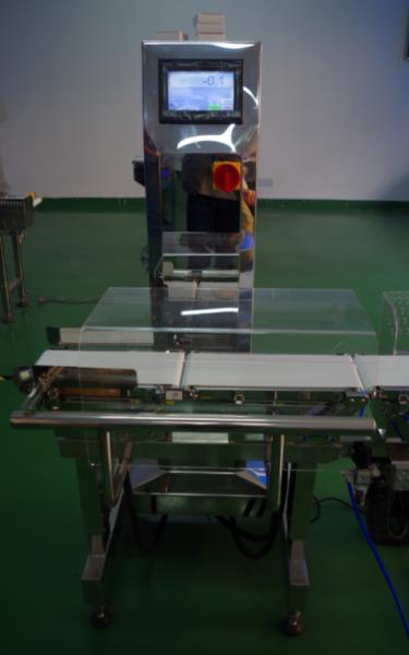 Quality Conveyor Belt Weight Checker Machines With Pusher Rejector Automatic Scale for sale
