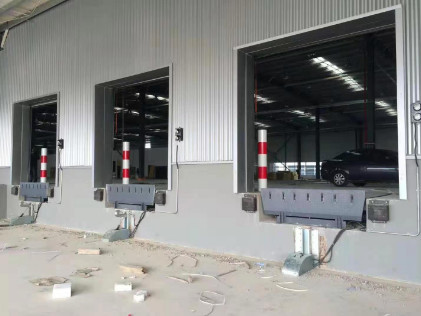 China Manual Loading Dock Vehicle Restraints / Truck Load Restraints on sale