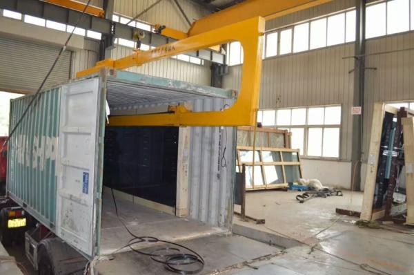 Quality Low Noise U Shape Container Loading Glass Handing Machine Stable Working for sale