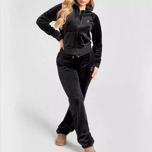 Winter Wear Outfit Female Sweatsuit Set Street Wear Thick Cotton Rhinestone Velour Women Tracksuit