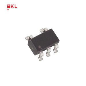 China MAX4452EUK+T SOT-23-5 Single-Supply Low-Distortion Audio-Signal Differential Line-Driver Operational Amplifier IC Chi wholesale