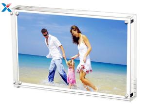 China 5*7'' Magnetic Acrylic Photo Frame Silk Screen Printing With Single / Double Sided wholesale