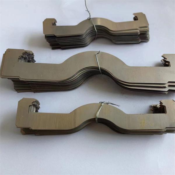 Quality Customizable Galvanized Line Pipe Spring Clip Smooth Surface for sale