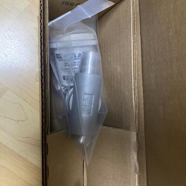 21000-28-05-15-024-01-02 | Bently Nevada | Proximity Probe Housing Assembly